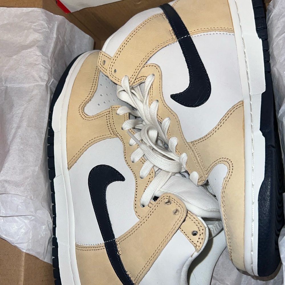 W mike dunk high PRM MF